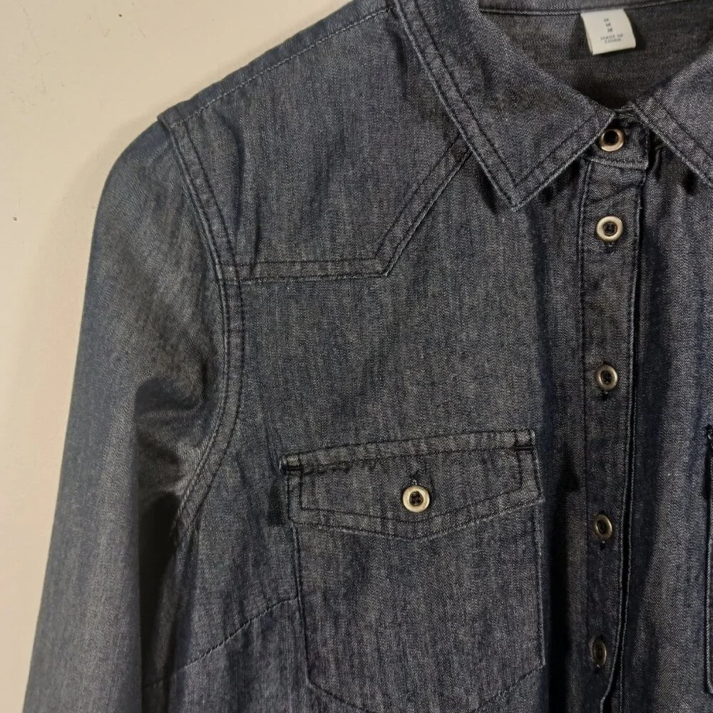 Old Navy Denim Dress, Shift with Belt, Size Medium, Long Sleeve, 1/4 Button Down - Picture 7 of 15